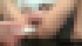 【閲覧注意】自由奔放な脱糞オンナ