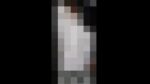 隠れてても十分に隠しきれないエロい体がはみ出しまくってる