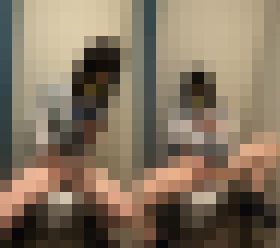 デパートのトイレでこっそりオナニーしちゃうJK?