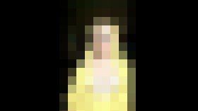 美しい白人女性の全裸配信