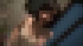 脱げと言われて笑顔で許容し、フェラまでする貞操概念が狂った女の子