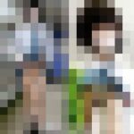 顔出し18歳の超スジパイパン 初撮りで青チェ野外露出スジ丸出しお散歩